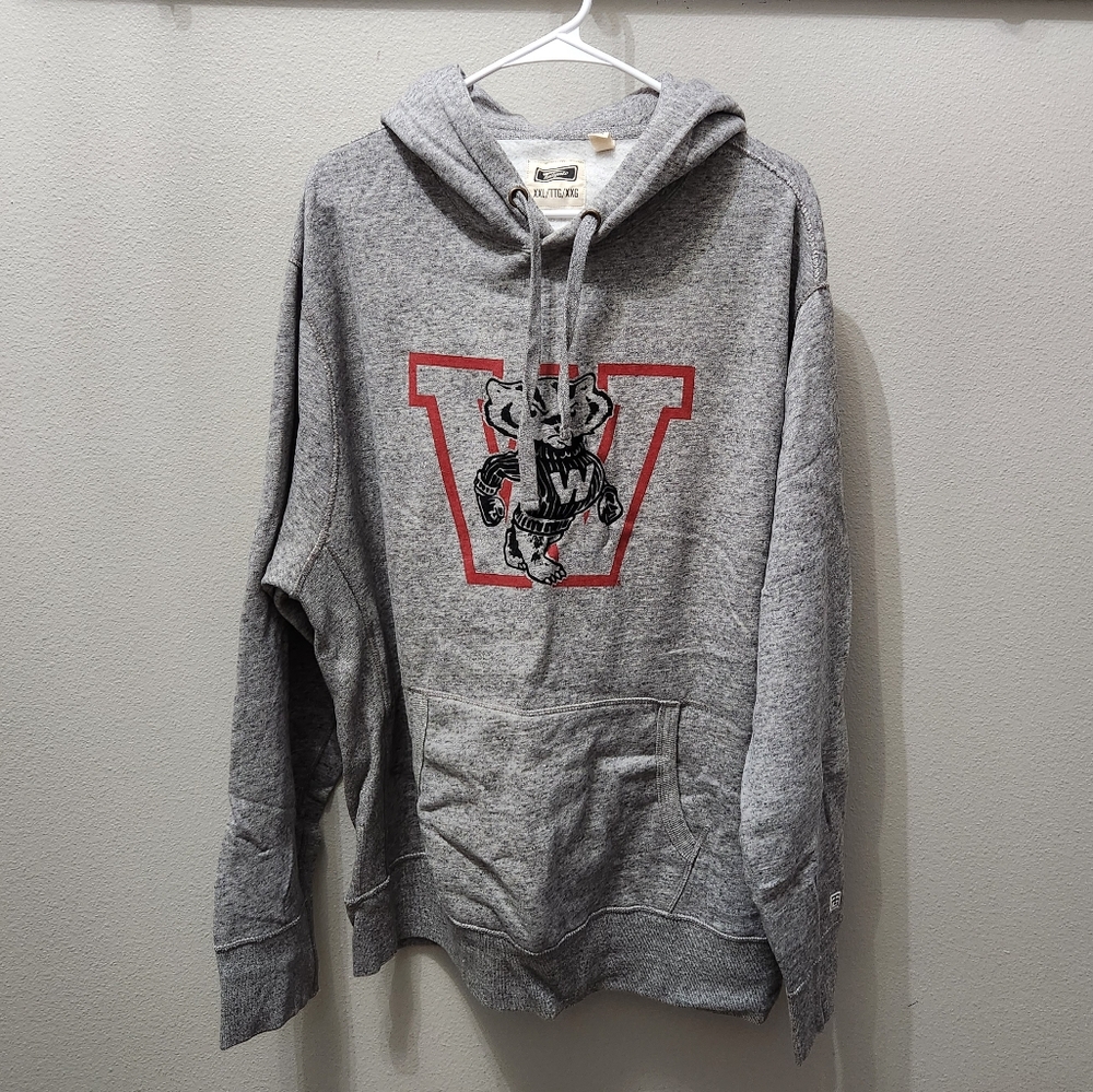 Tailgate Wisconsin Badgers Hooded Sweatshirt